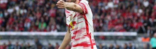 开云体育-马内来投三大强援加盟 拜仁的购物车还没清空