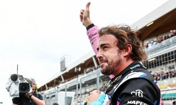 开云-阿隆索坚定复出成功 坦言曾对2022赛季有很高期待